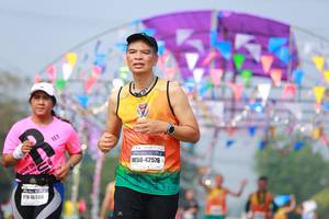 BIB: 42576, 45480
                            <button type="button" onclick="openModal(9904891)" class="btn btn-primary btn-sm float-right btn-popup" data-toggle="modal" data-target=".modal-high-quality">
                        <i class="fas fa-shopping-cart"></i> Add to Cart
                    </button>
                                            <button type="button" onclick="isThisMe(9904891, true)" class="btn btn-success btn-sm float-right btn-popup btn-isme hidden" data-toggle="tooltip" data-placement="bottom" title="นี่คือรูปของคุณใช่ไหม คลิกที่นี่เพื่อเอาเข้าอัลบั้ม">
                        <i class="fas fa-plus"></i> Add to album
                    </button>
                    <button type="button" onclick="isThisMe(9904891, false)" class="btn btn-warning btn-sm float-right btn-popup btn-isnotme hidden">
                        <i class="fas fa-ban"></i> Remove from album
                    </button>